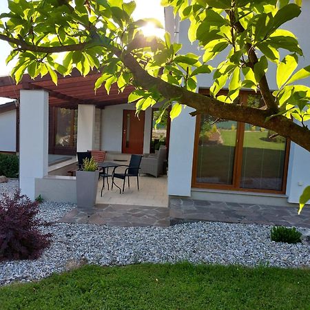 Village Romantic Apartments Near Cesky Krumlov (Adults Only) Strizov Ngoại thất bức ảnh