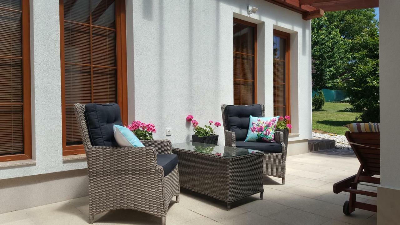 Village Romantic Apartments Near Cesky Krumlov (Adults Only) Strizov Ngoại thất bức ảnh